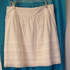 White cotton lined skirt